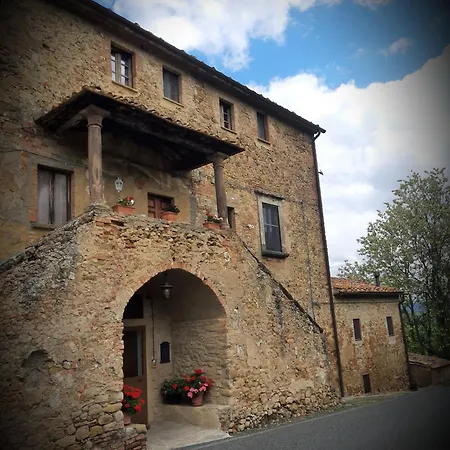 Apartment Casa Zeno Volterra